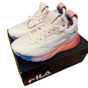 Fila Women's Sneakers amor sunset size 6